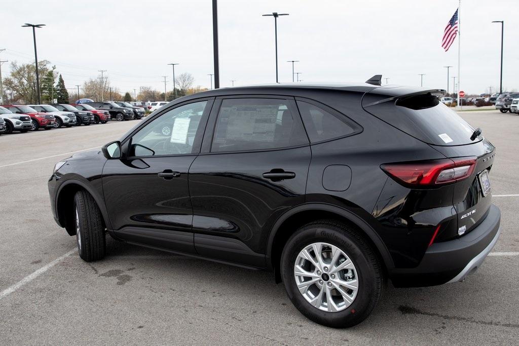 new 2025 Ford Escape car, priced at $29,640