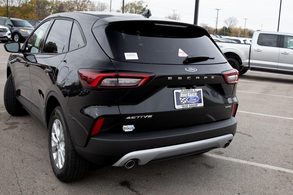 new 2025 Ford Escape car, priced at $29,640