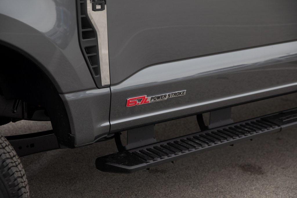 new 2025 Ford F-350 car, priced at $75,615