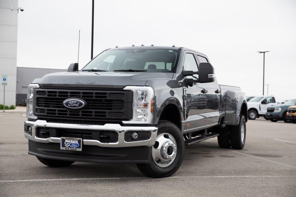 new 2025 Ford F-350 car, priced at $75,615
