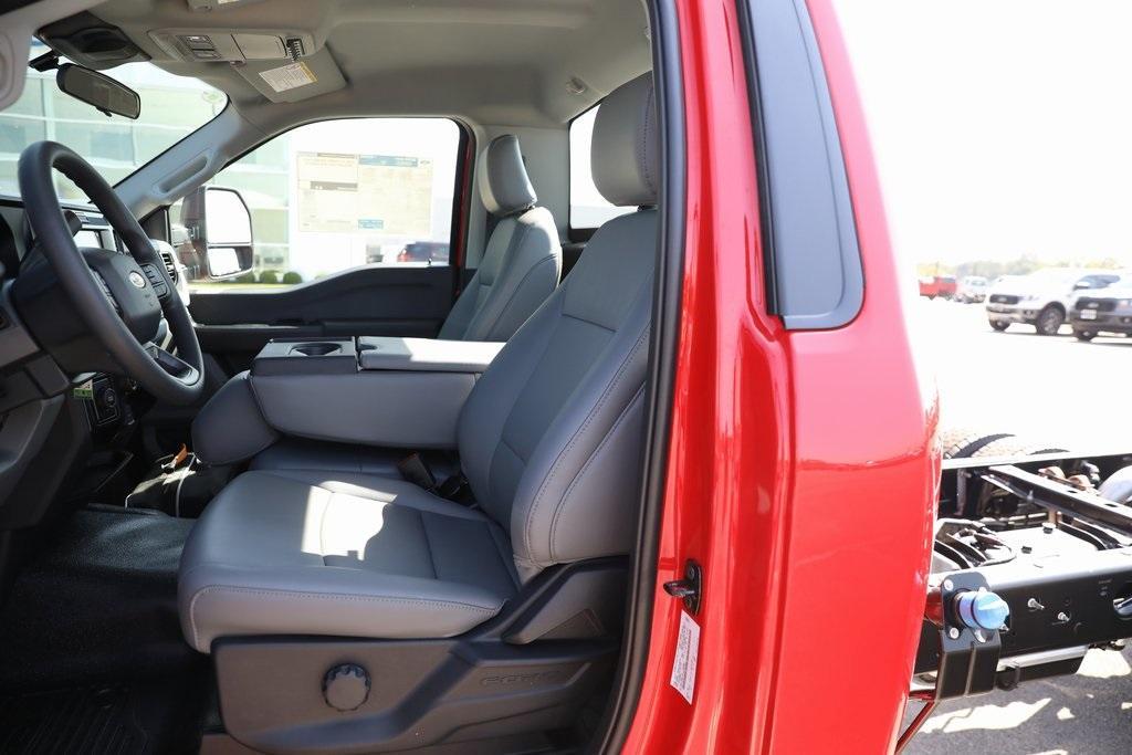new 2026 Ford F-450 car, priced at $70,001