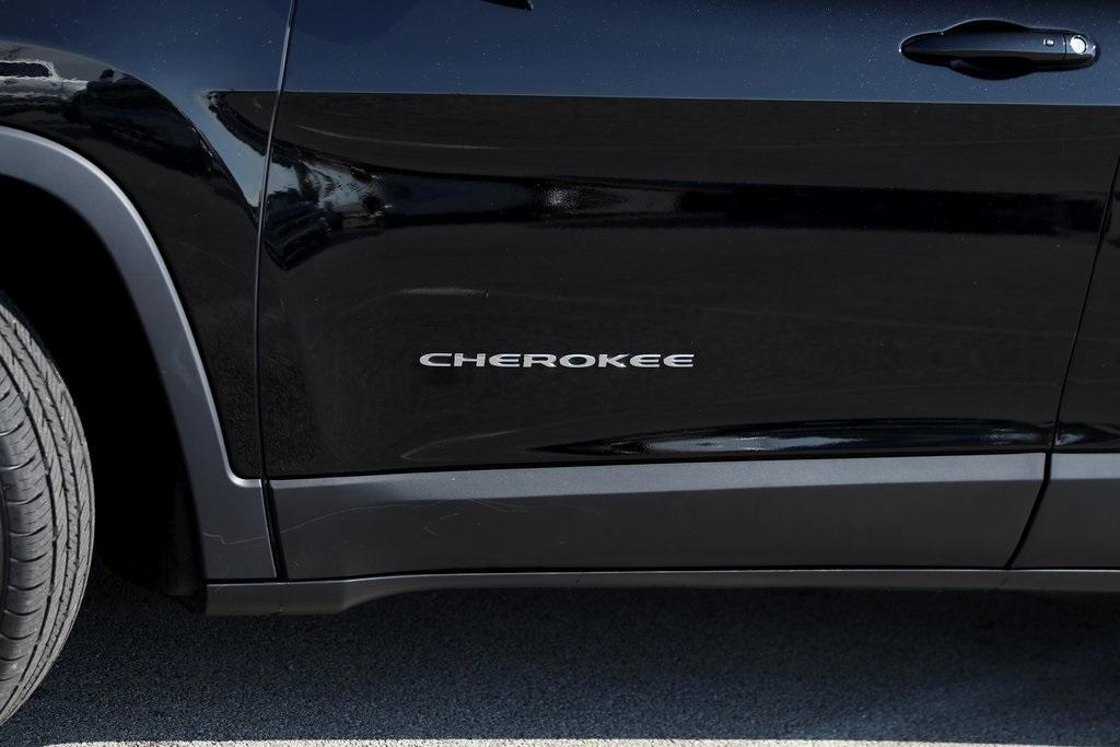 used 2019 Jeep Cherokee car, priced at $15,409