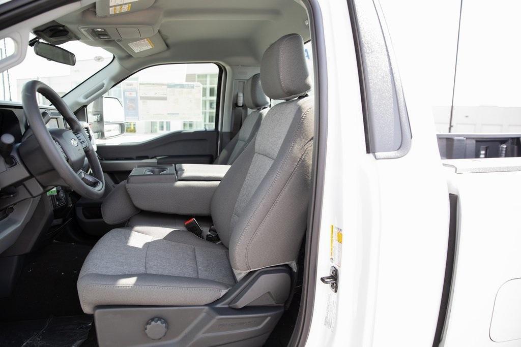 new 2025 Ford F-350 car, priced at $54,935