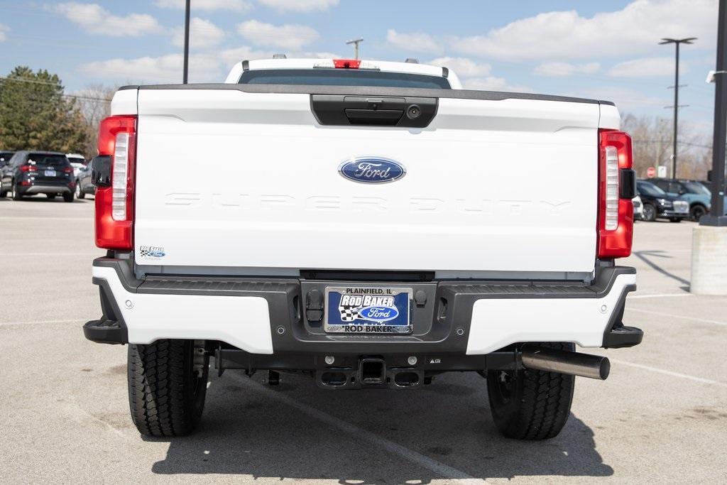 new 2025 Ford F-350 car, priced at $54,935