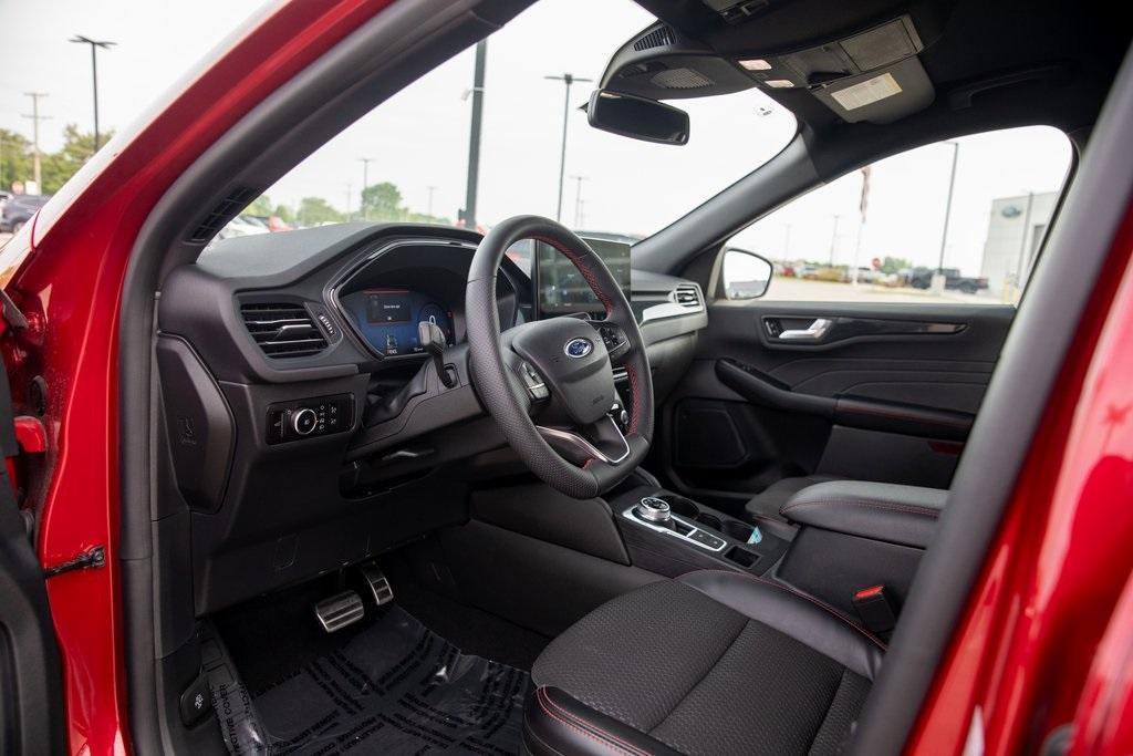 used 2023 Ford Escape car, priced at $30,490