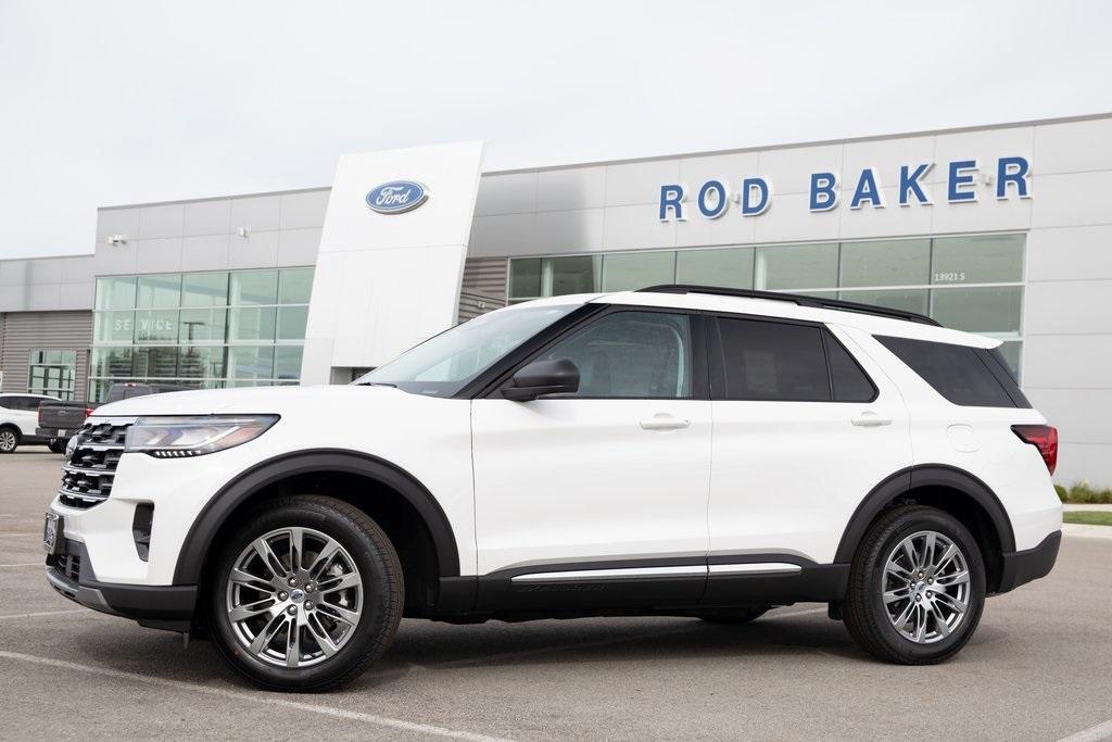 new 2025 Ford Explorer car, priced at $46,265