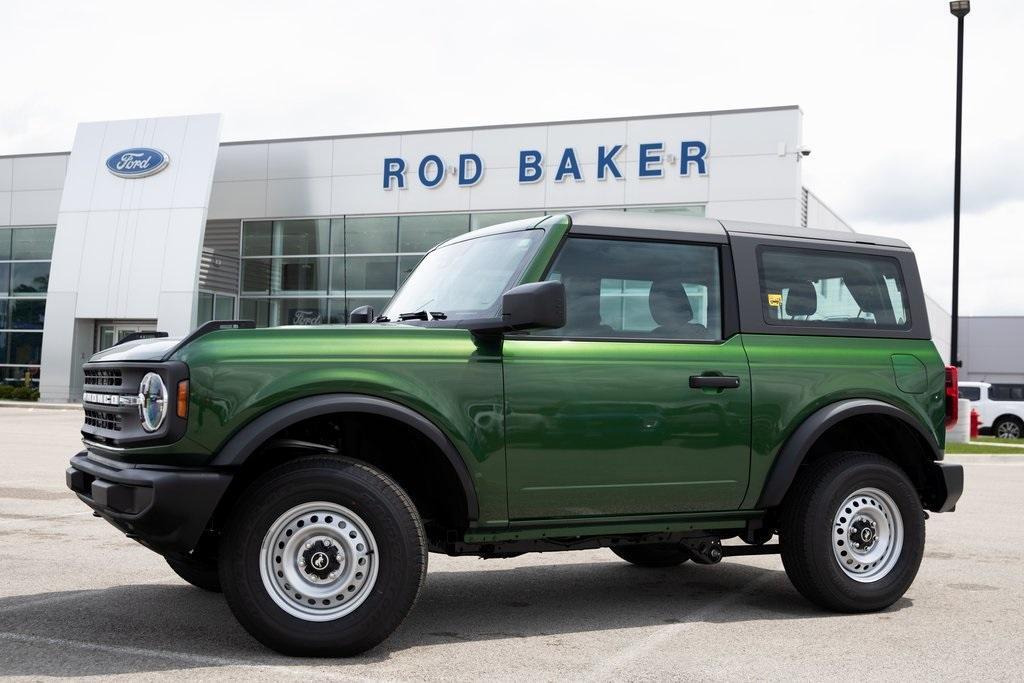 new 2025 Ford Bronco car, priced at $40,351