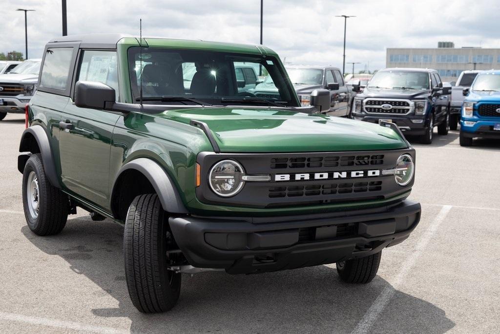 new 2025 Ford Bronco car, priced at $40,351