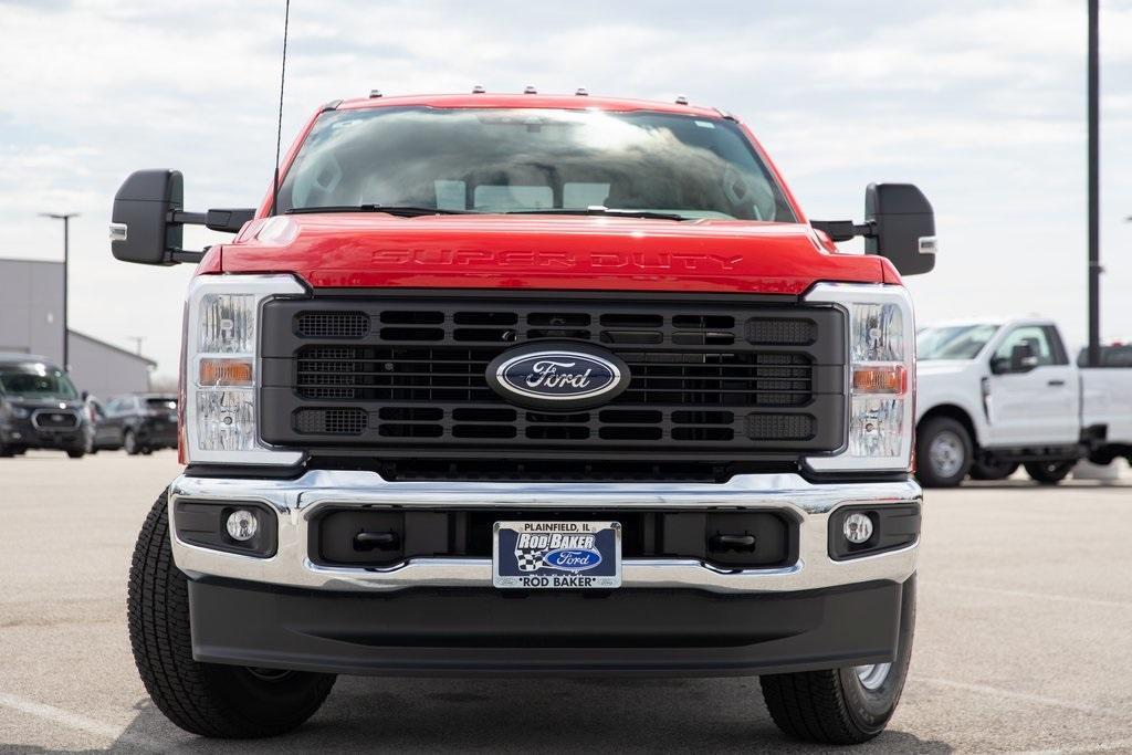 new 2025 Ford F-350 car, priced at $55,172