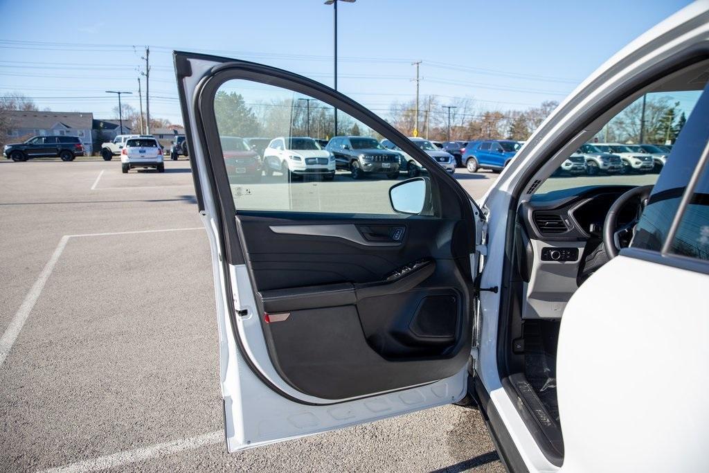 used 2023 Ford Escape car, priced at $22,995