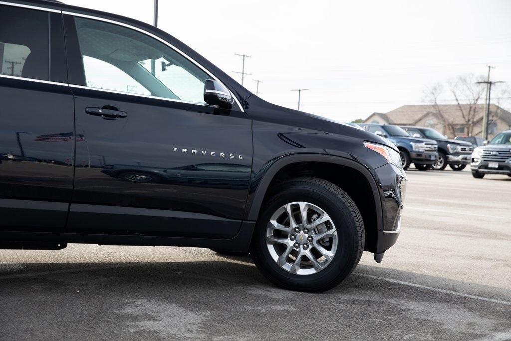 used 2020 Chevrolet Traverse car, priced at $22,987