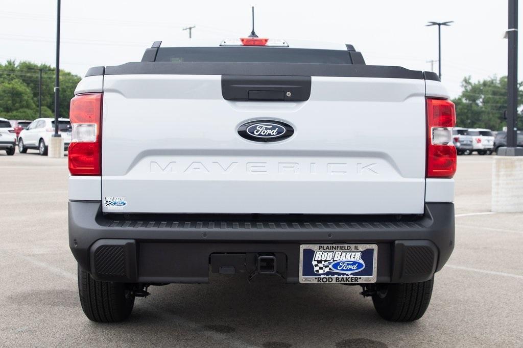 new 2025 Ford Maverick car, priced at $33,941