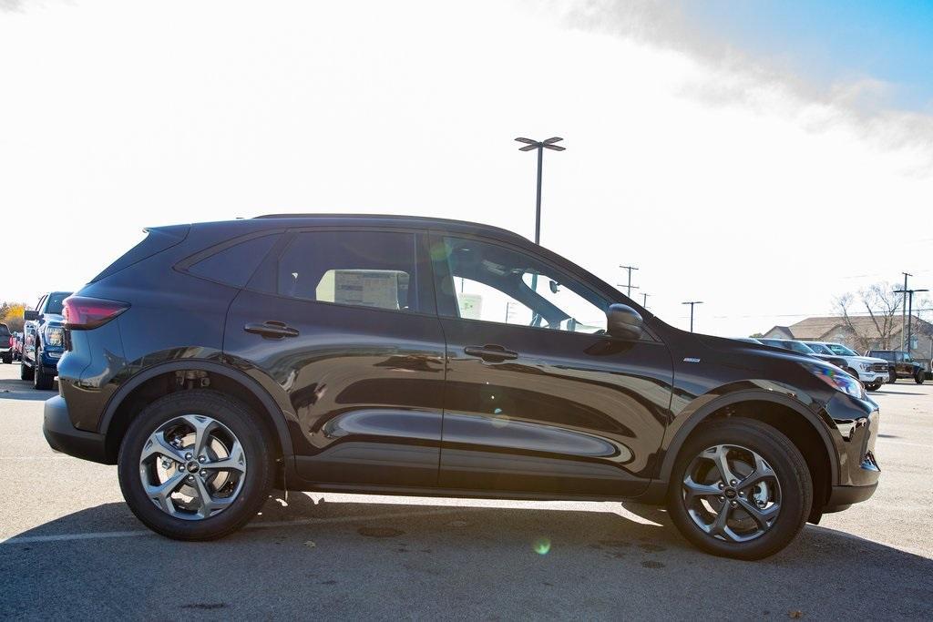 new 2025 Ford Escape car, priced at $33,436