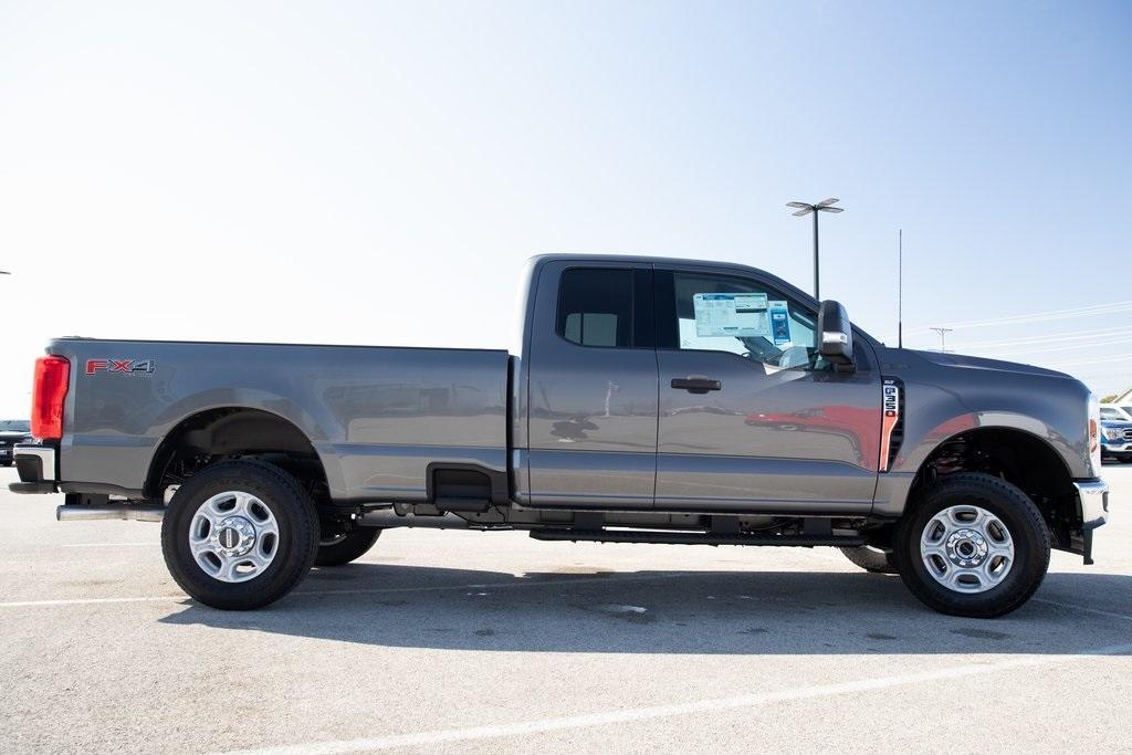 new 2025 Ford F-350 car, priced at $58,109
