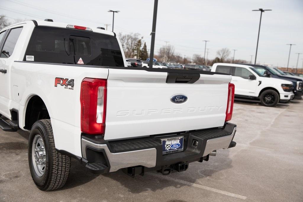 new 2025 Ford F-250 car, priced at $54,418