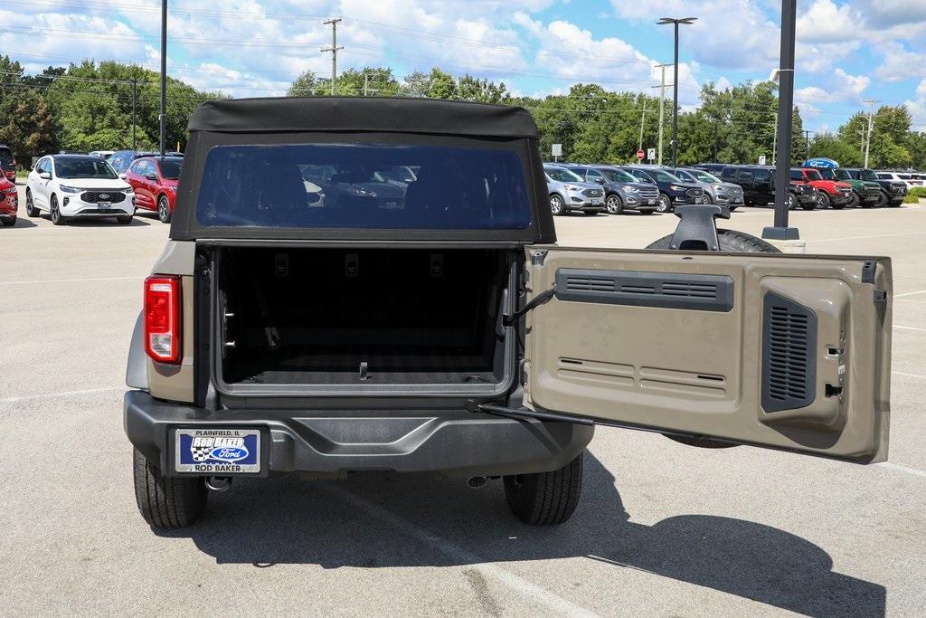new 2025 Ford Bronco car, priced at $40,320