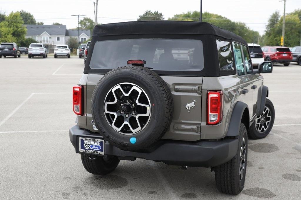 new 2025 Ford Bronco car, priced at $40,320