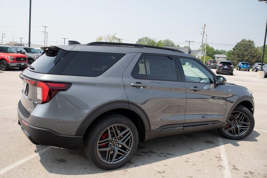 new 2025 Ford Explorer car, priced at $49,764