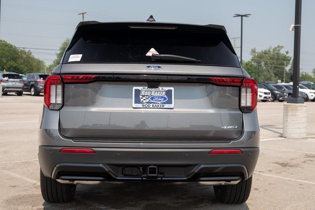 new 2025 Ford Explorer car, priced at $49,764