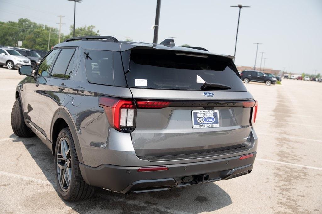 new 2025 Ford Explorer car, priced at $49,764