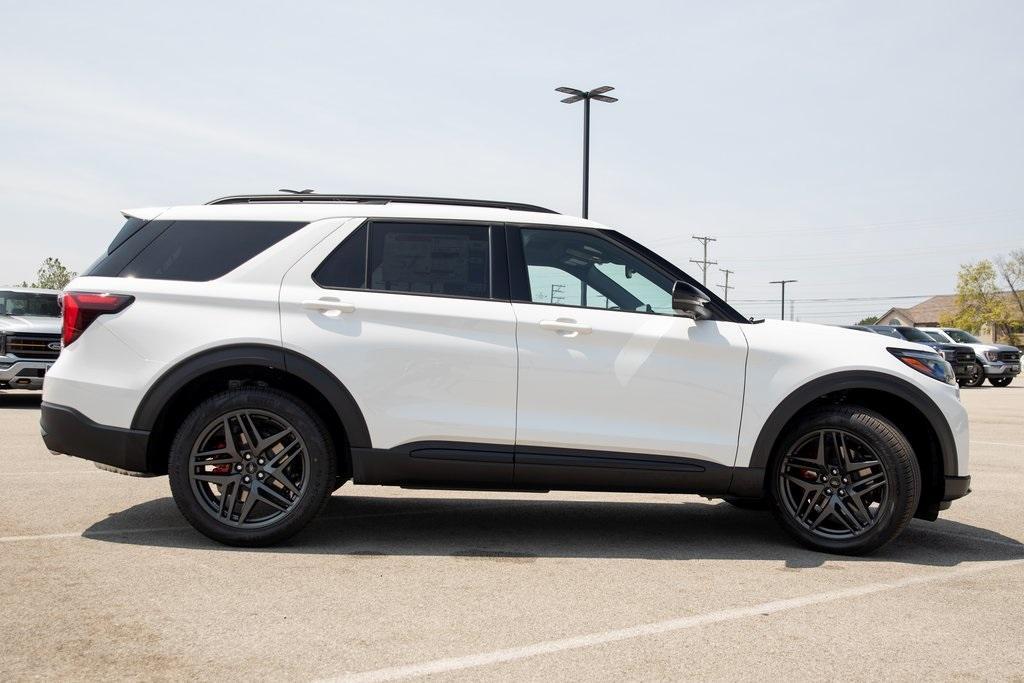 new 2025 Ford Explorer car, priced at $58,583