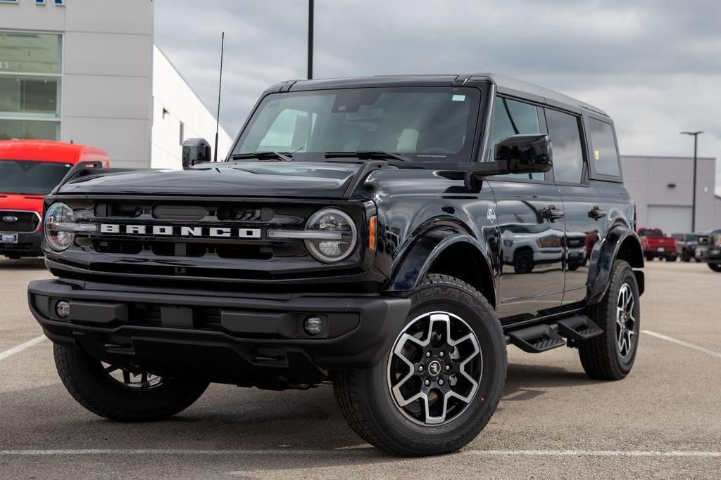 new 2024 Ford Bronco car, priced at $48,934