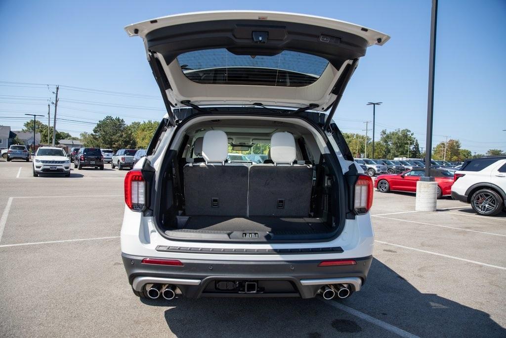 new 2025 Ford Explorer car, priced at $56,098