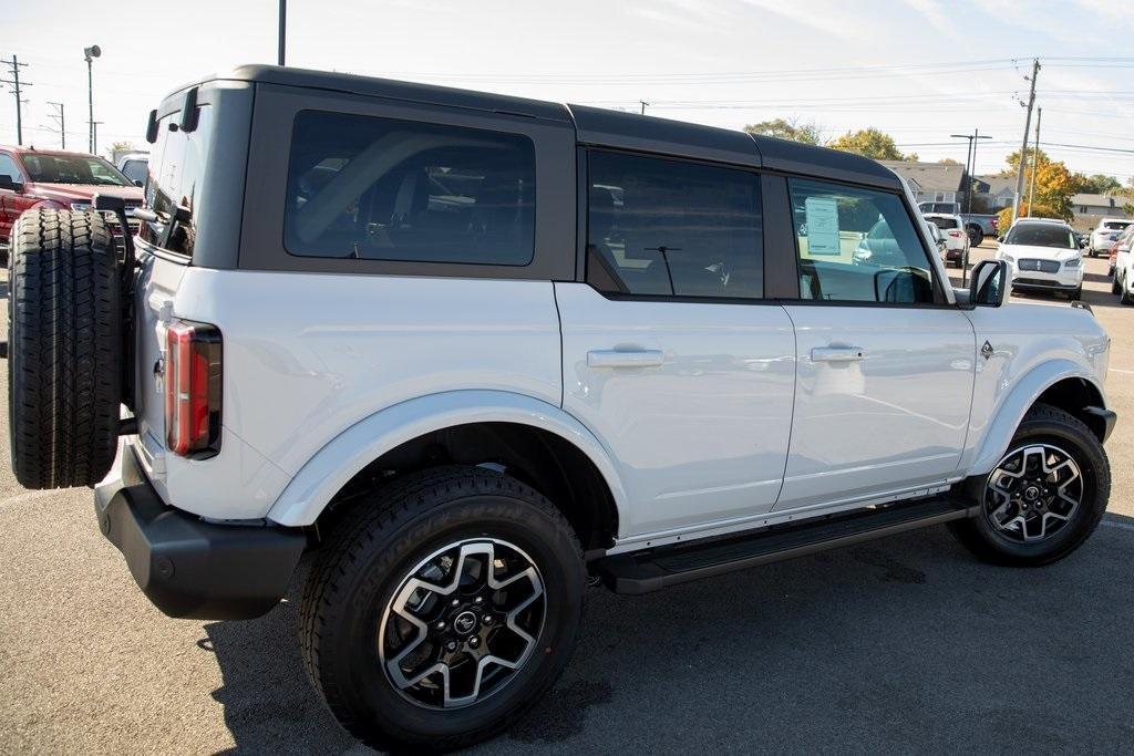 new 2024 Ford Bronco car, priced at $49,357