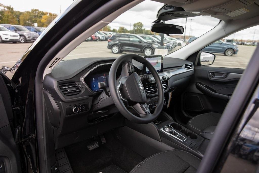 new 2025 Ford Escape car, priced at $28,314