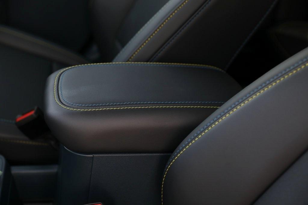 new 2025 Ford Maverick car, priced at $35,656