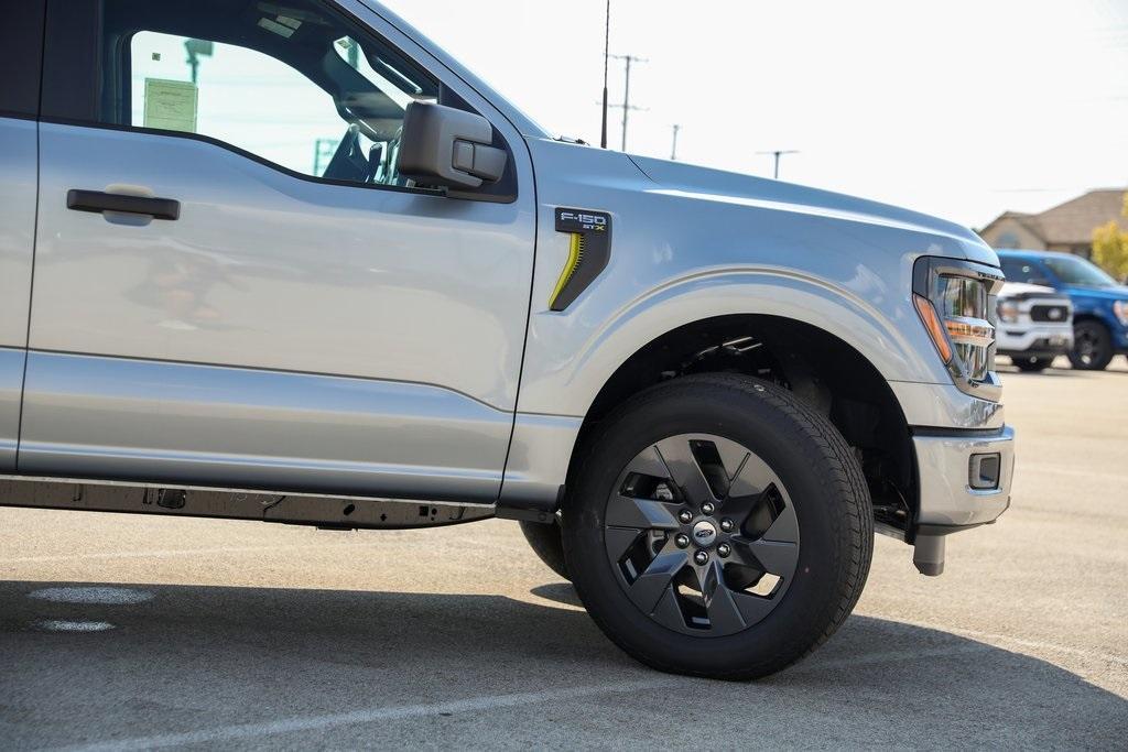 new 2025 Ford F-150 car, priced at $47,924