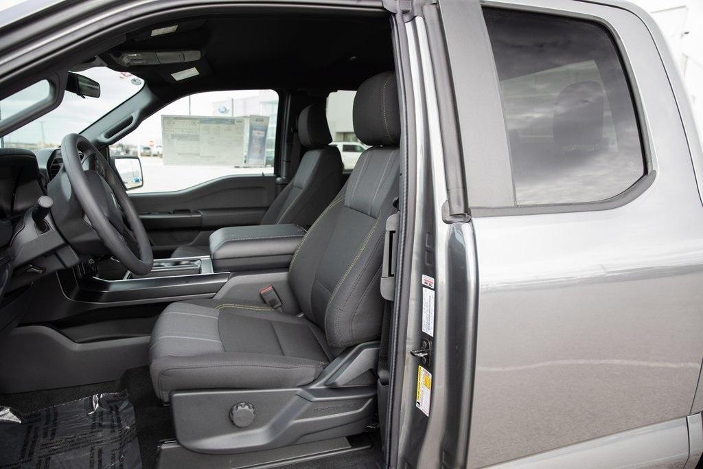 new 2025 Ford F-150 car, priced at $44,983