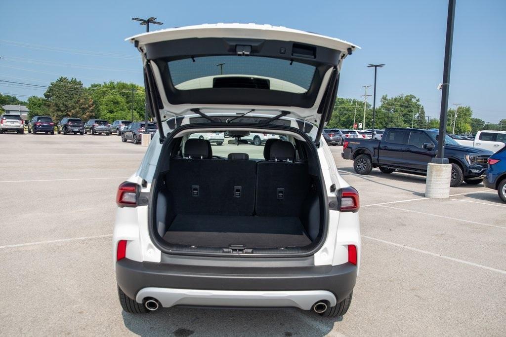 used 2023 Ford Escape car, priced at $25,829