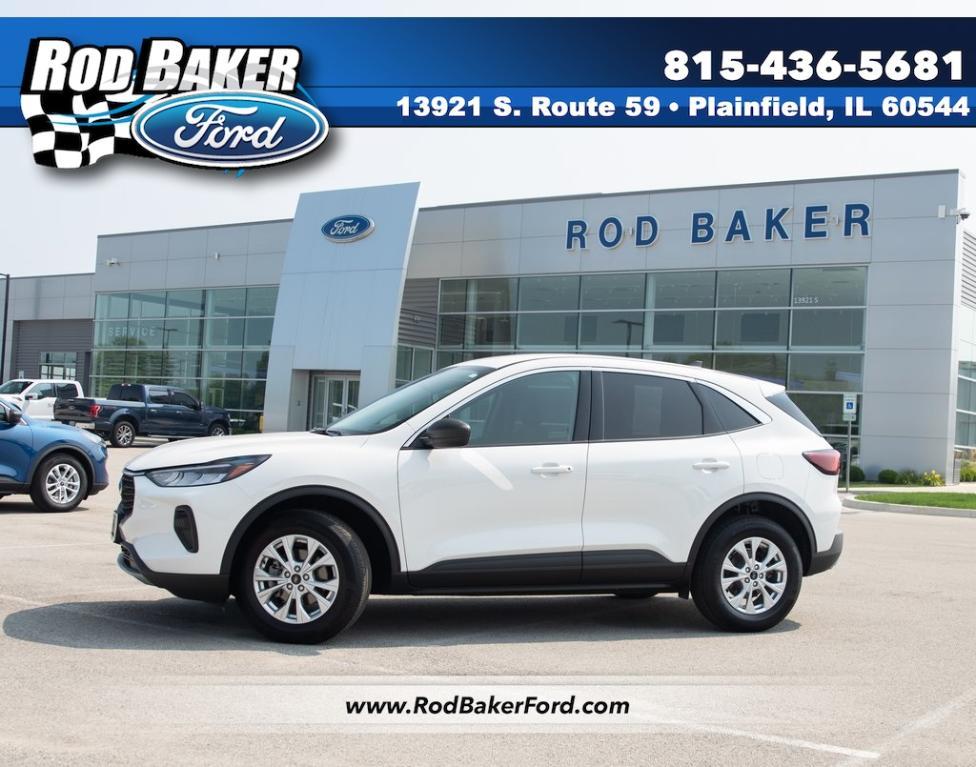 used 2023 Ford Escape car, priced at $25,829
