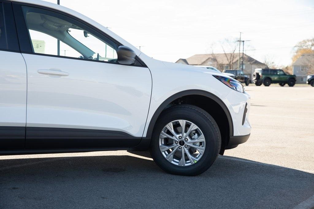 new 2025 Ford Escape car, priced at $29,540