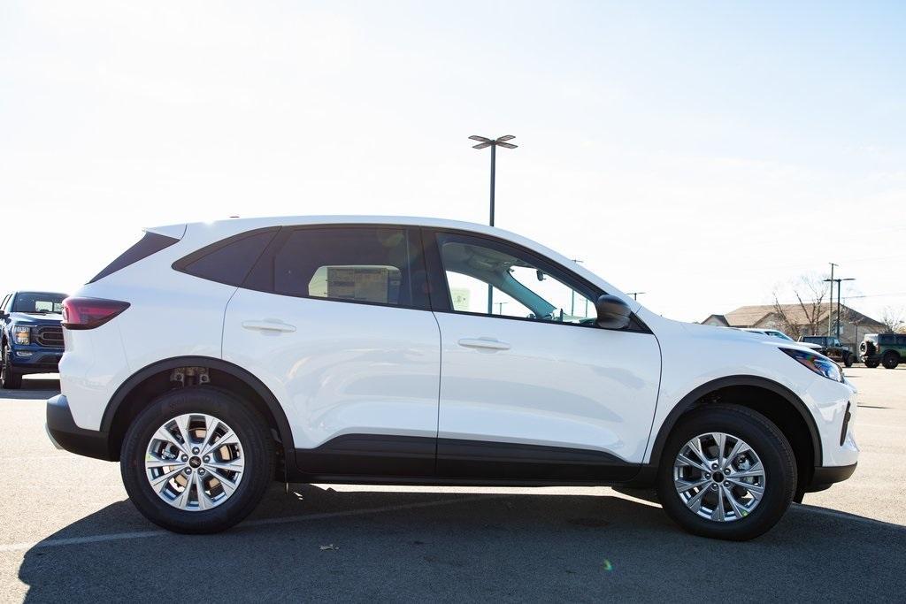 new 2025 Ford Escape car, priced at $29,540