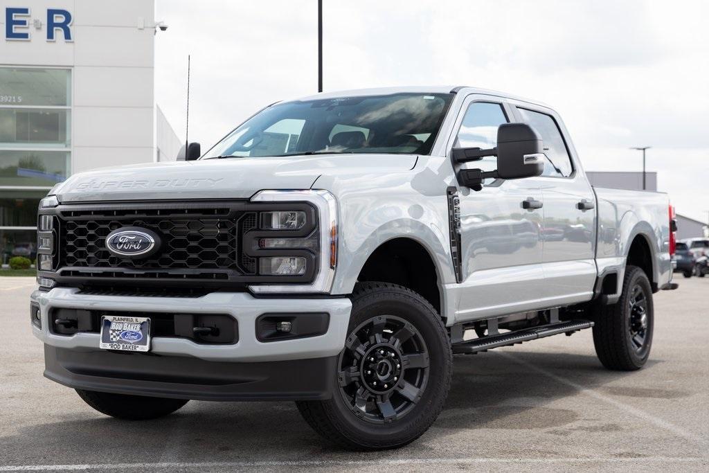new 2025 Ford F-250 car, priced at $57,694
