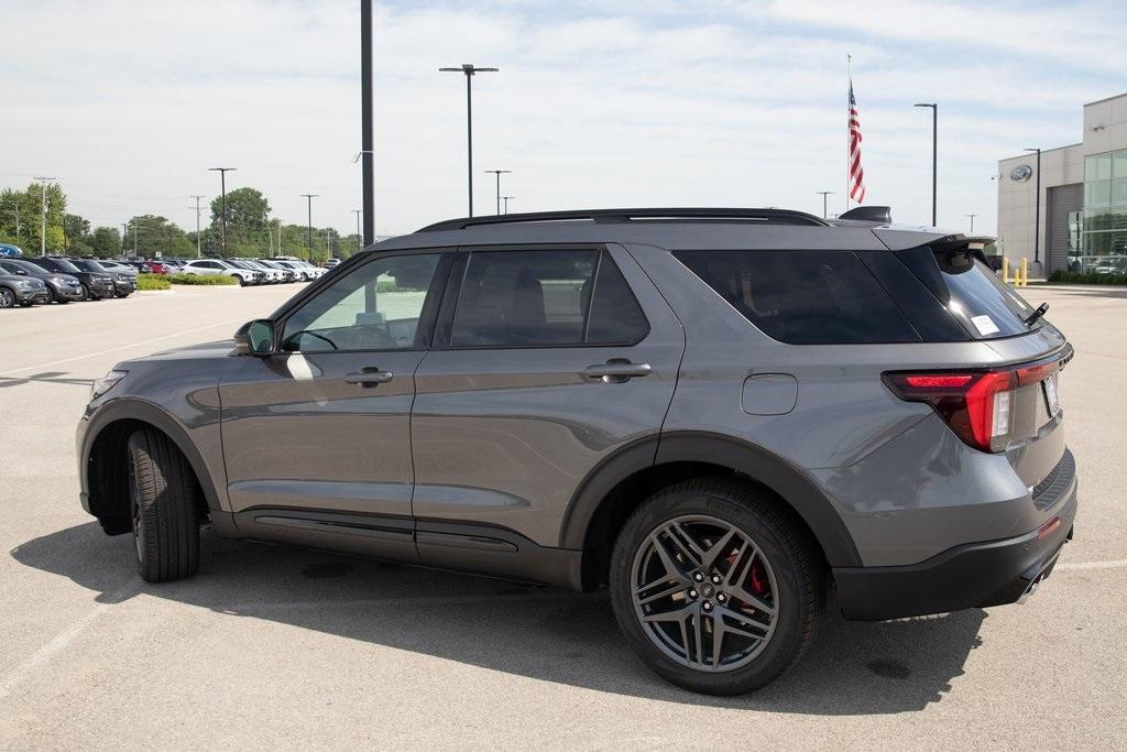 new 2025 Ford Explorer car, priced at $59,256