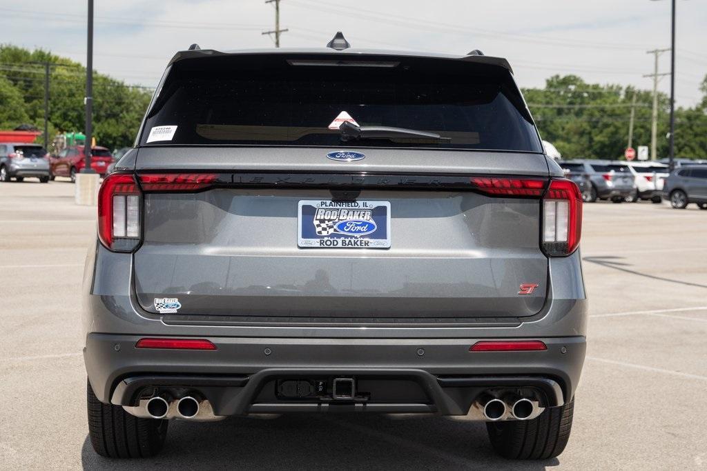 new 2025 Ford Explorer car, priced at $59,256