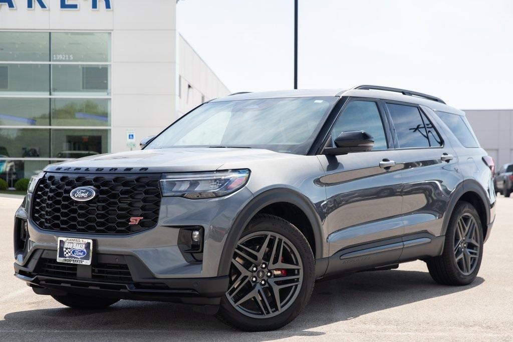 new 2025 Ford Explorer car, priced at $59,256