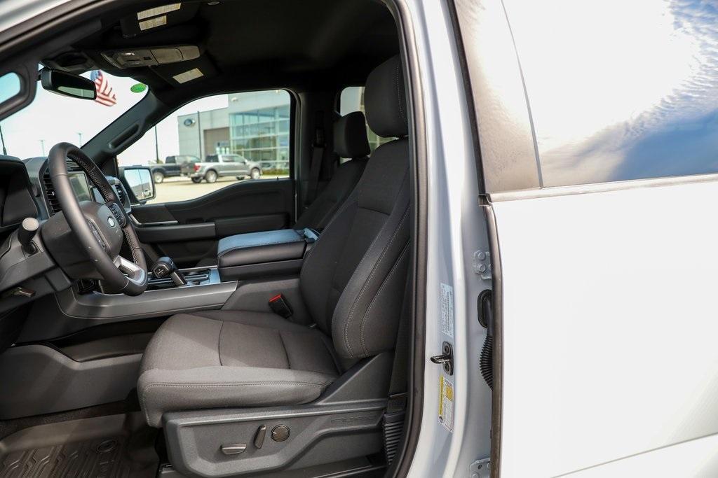 new 2025 Ford F-150 car, priced at $59,190