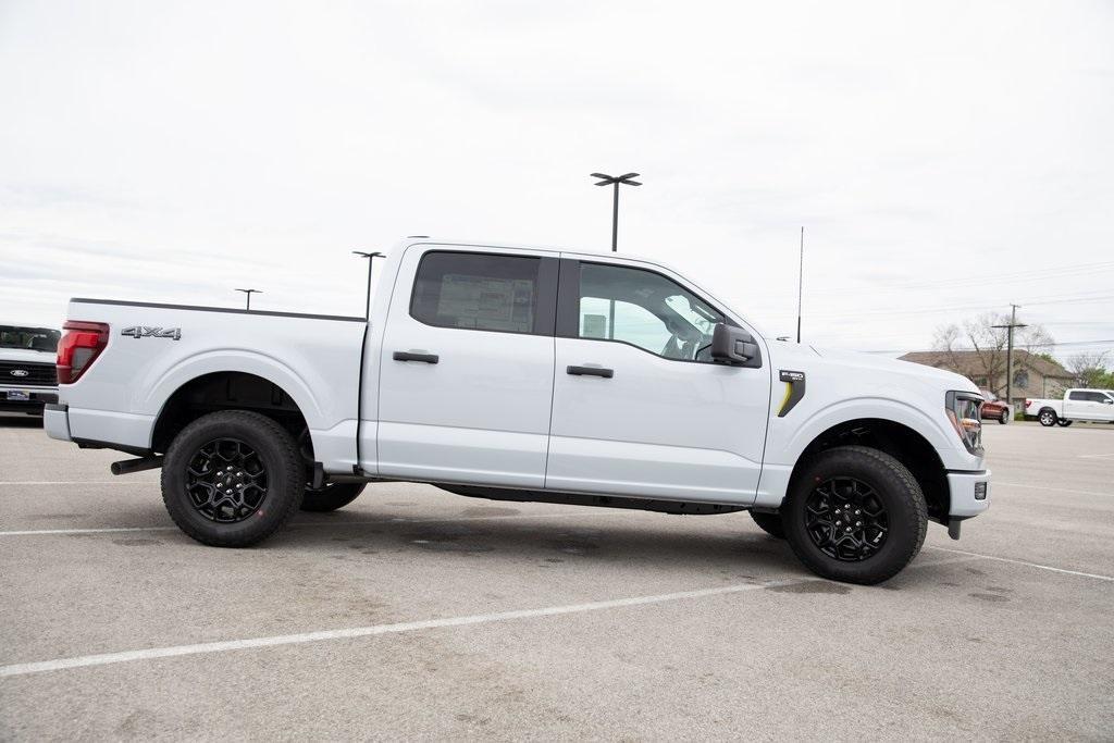 new 2025 Ford F-150 car
