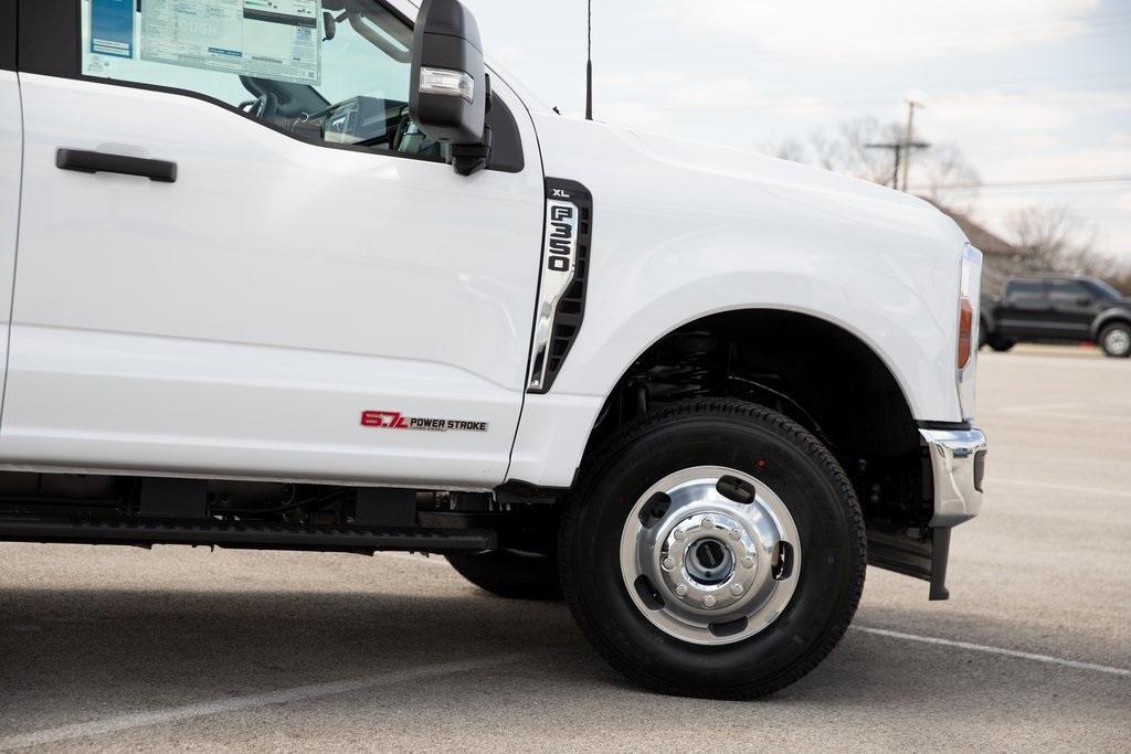 new 2025 Ford F-350 car, priced at $73,867