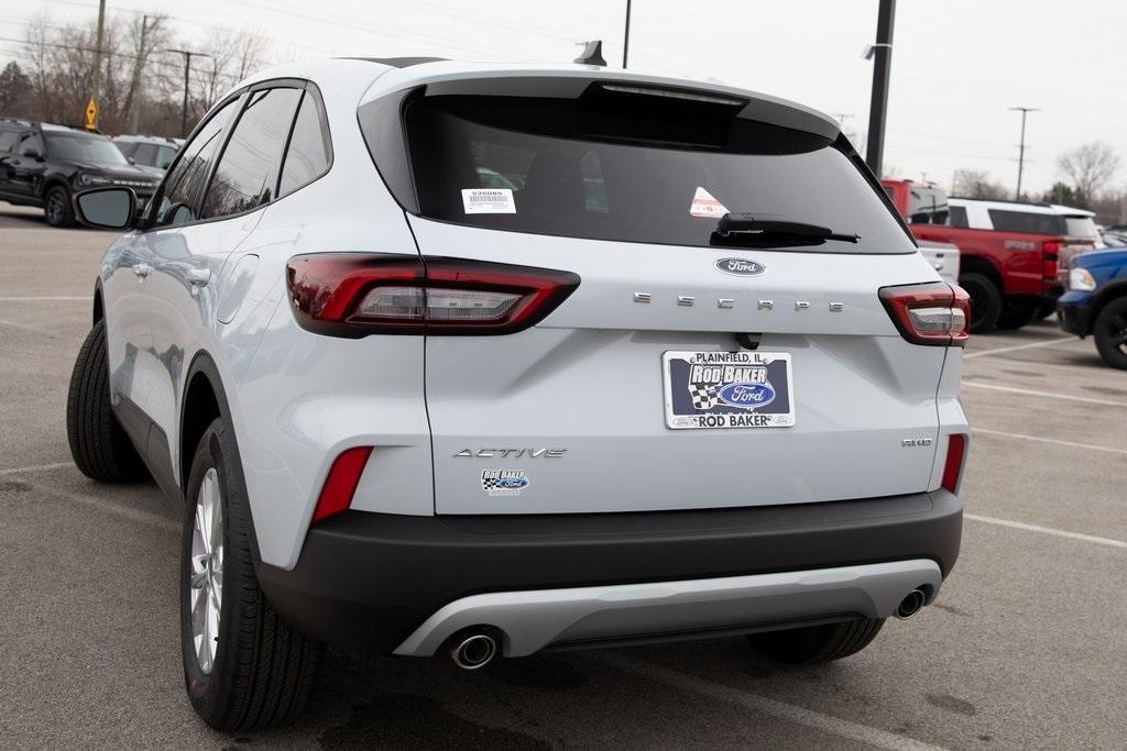 new 2025 Ford Escape car, priced at $29,316