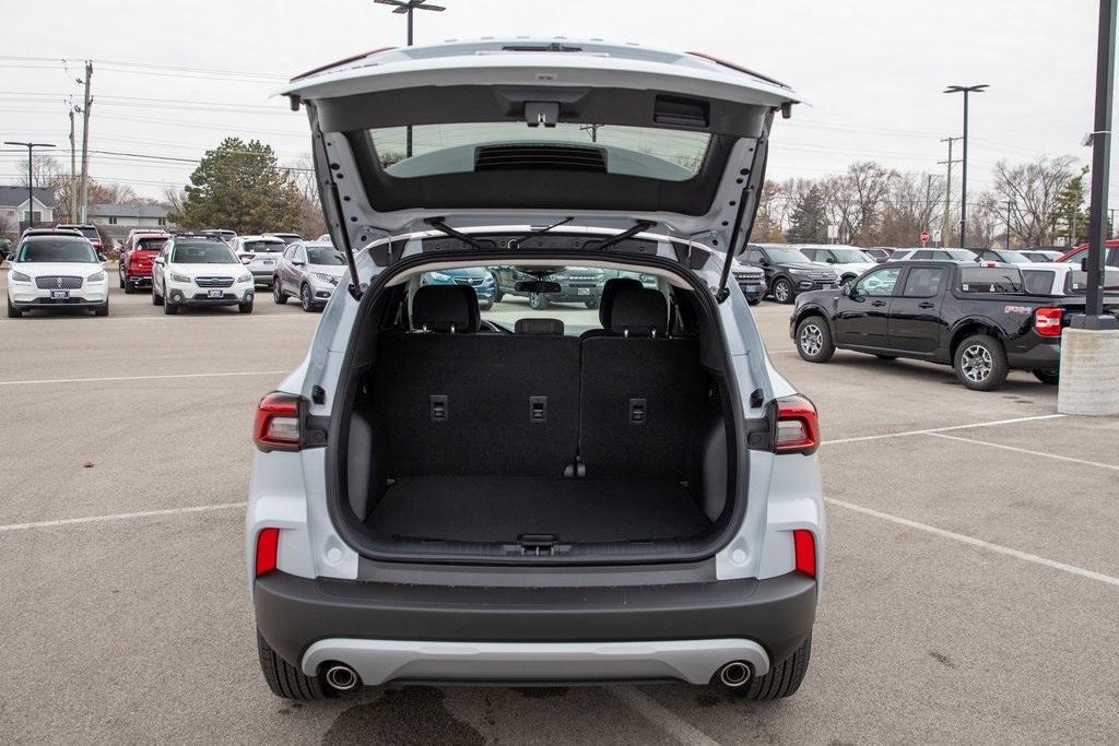 new 2025 Ford Escape car, priced at $29,316