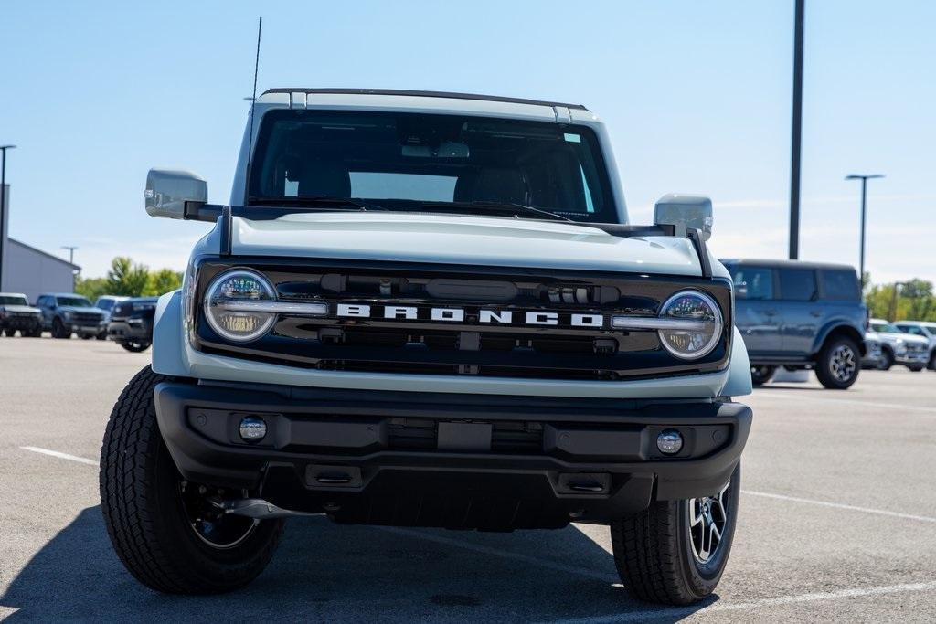 new 2024 Ford Bronco car, priced at $49,220