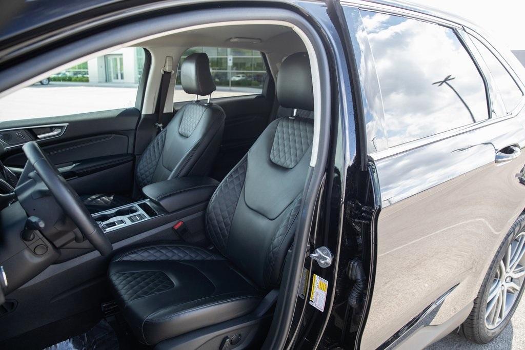 used 2024 Ford Edge car, priced at $33,995