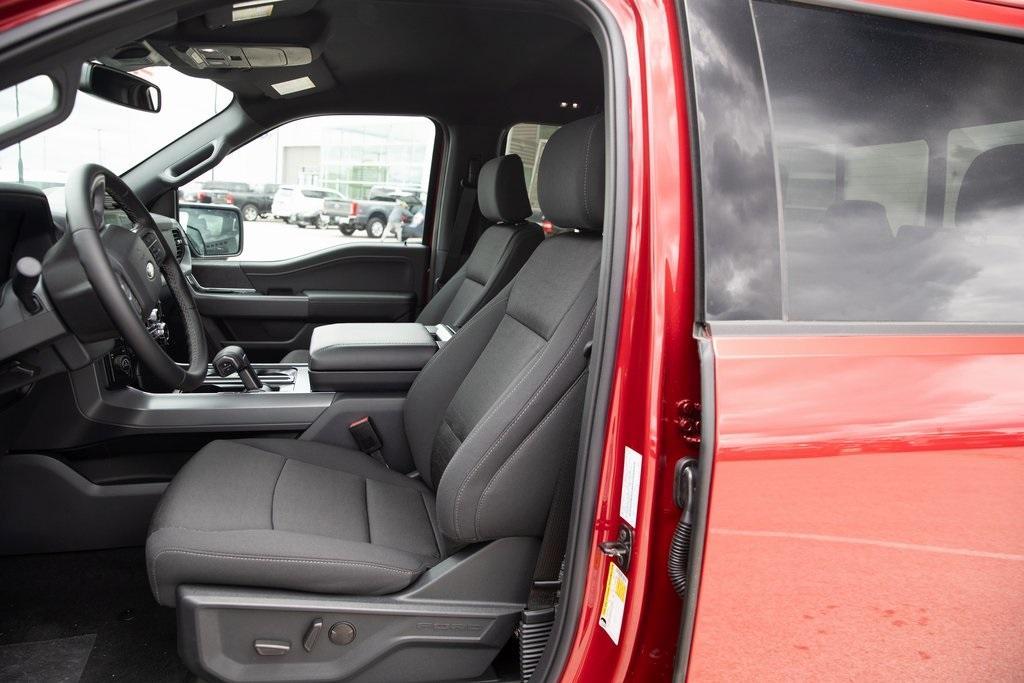 new 2025 Ford F-150 car, priced at $58,520
