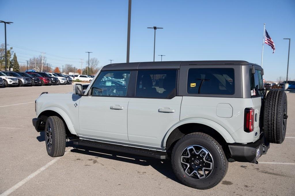 new 2024 Ford Bronco car, priced at $51,453