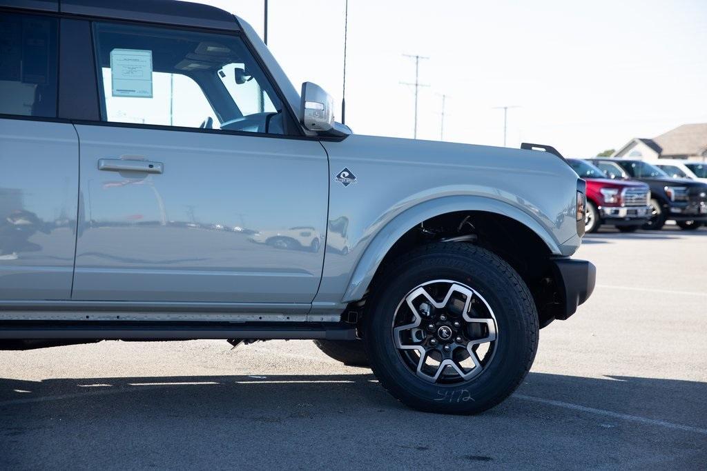 new 2024 Ford Bronco car, priced at $51,453